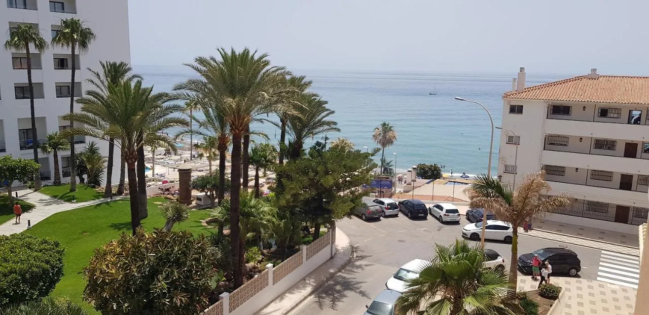 Apartamento Rivas, Junto A La Playa Torrecilla Nerja